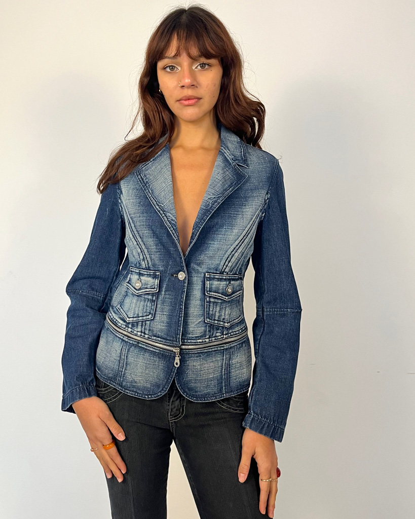 Chaqueta vaquera entallada con cremallera Lia